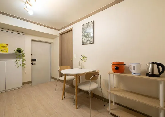 Station,3r6b, 12-person Family, Group, Myeongdong, Itaewon, Cinema, Free Parking Appartement *